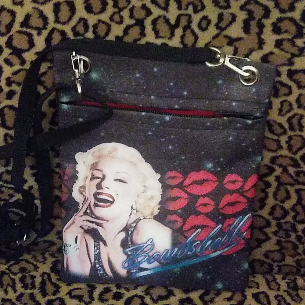 Marilyn Monroe bombshell bag